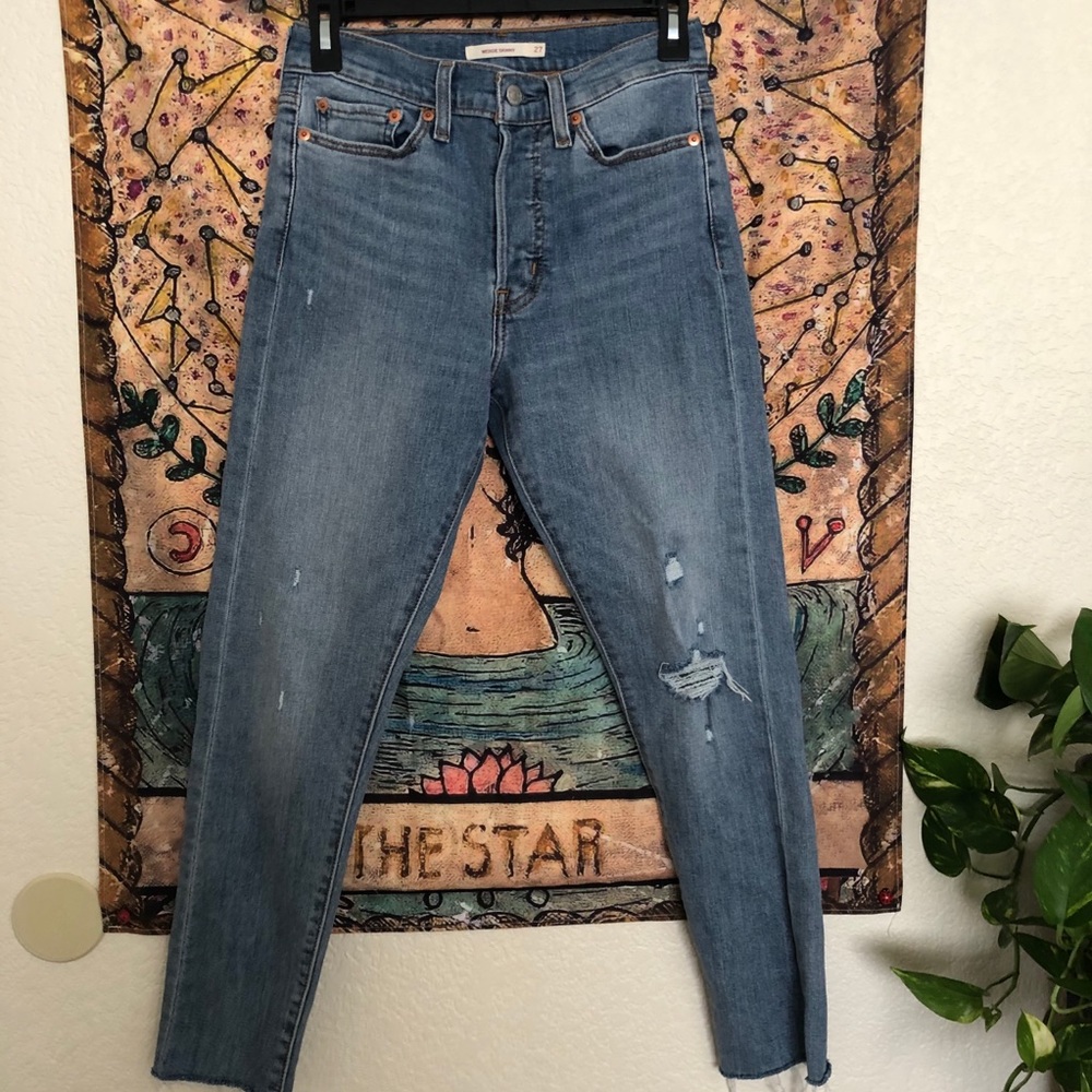 levi’s wedgie skinny size 27